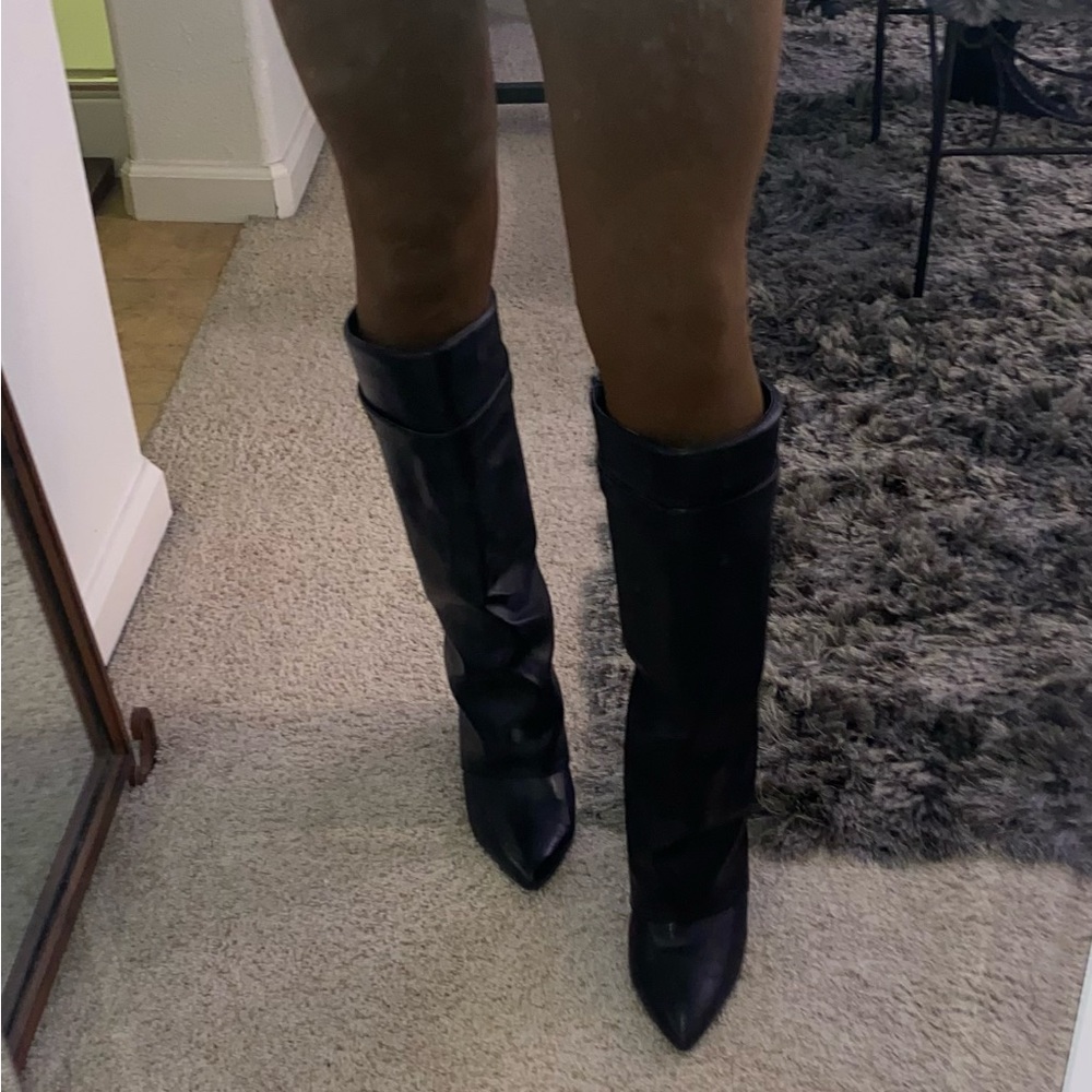 Black wedge boots